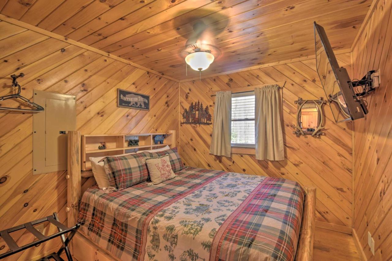 Helen Cabin With Deck And Hot Tub Less Than Half Mi To Main St 외부 사진